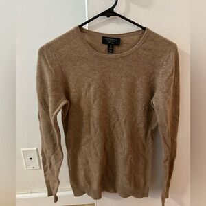 Like New Charter Club 100% cashmere beige lightweight sweater size XS